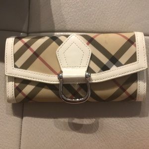 Burberry wallet